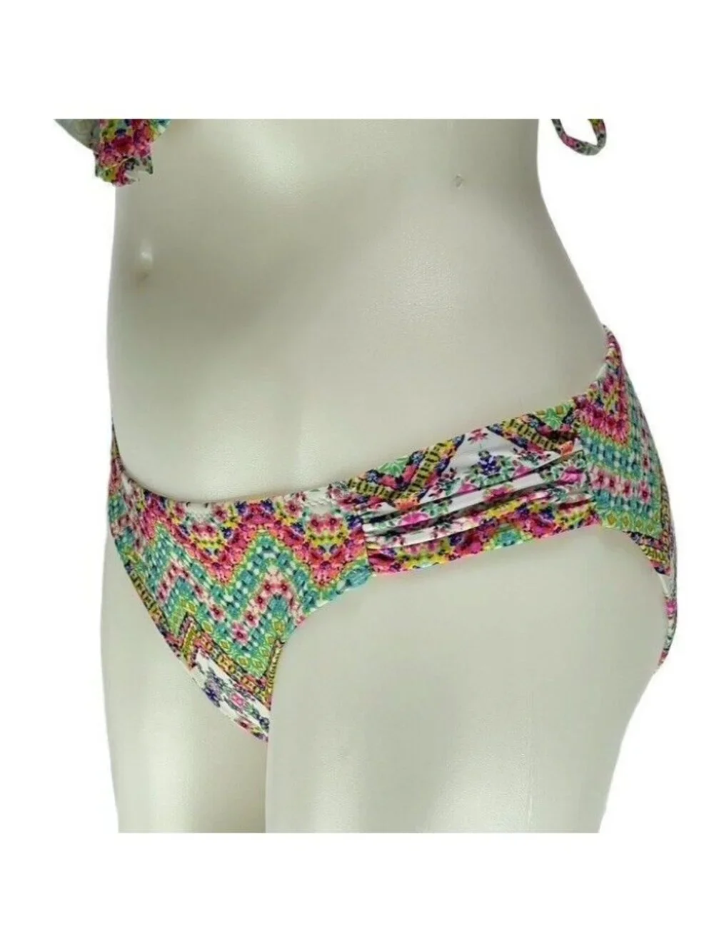 Jessica Simpson Ruffle Halter Bikini Set With Chevron & Floral Print XL